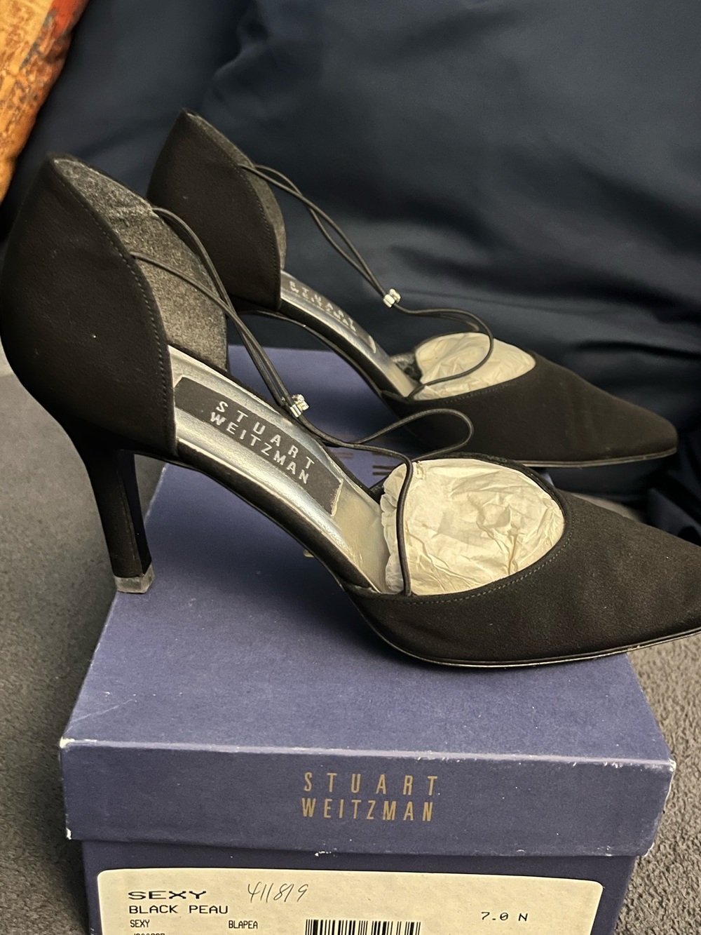 Stuart Weitzman Sexy Black Peau de Soie D’Orsay Pumps Size 7N